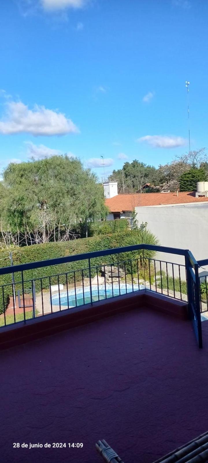 Victoria 3 Bed And Breakfast 埃塞萨 外观 照片