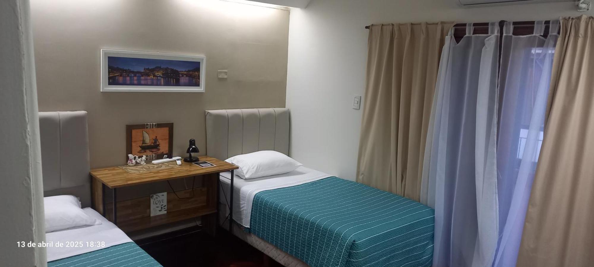 Victoria 3 Bed And Breakfast 埃塞萨 外观 照片